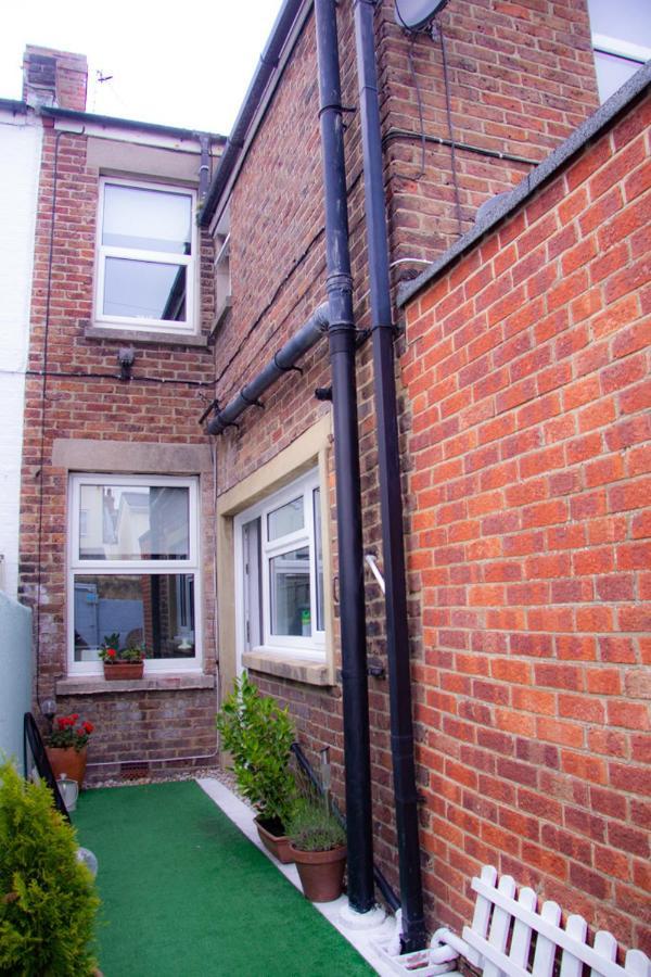 فيلا Beautiful Victorian Terraced House ايستبورن المظهر الخارجي الصورة