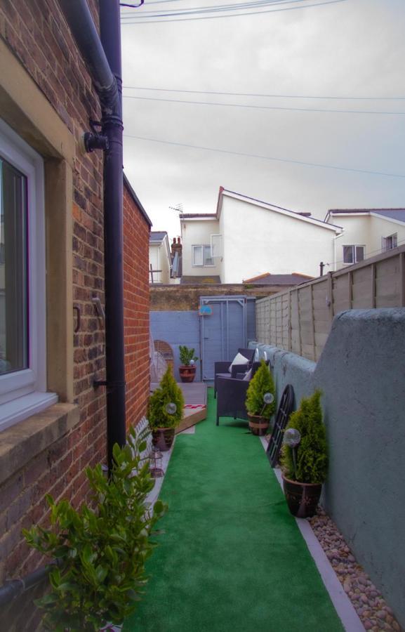 فيلا Beautiful Victorian Terraced House ايستبورن المظهر الخارجي الصورة